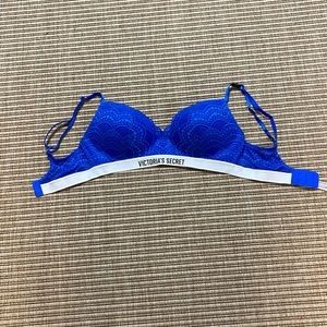 Victoria secret new push up lace bra 32D